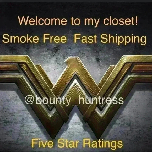 GOLD Tone Adjustable length Charm Beacelet - Picture 5 of 11